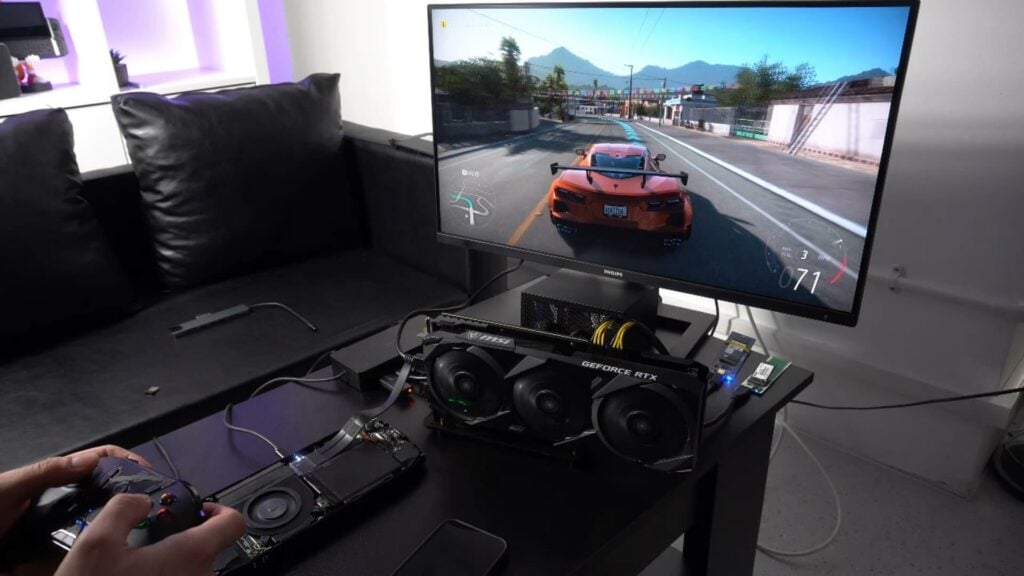 Forza Horizon 5 running on 4K Extreme settings on AYA NEO Pro with eGPU