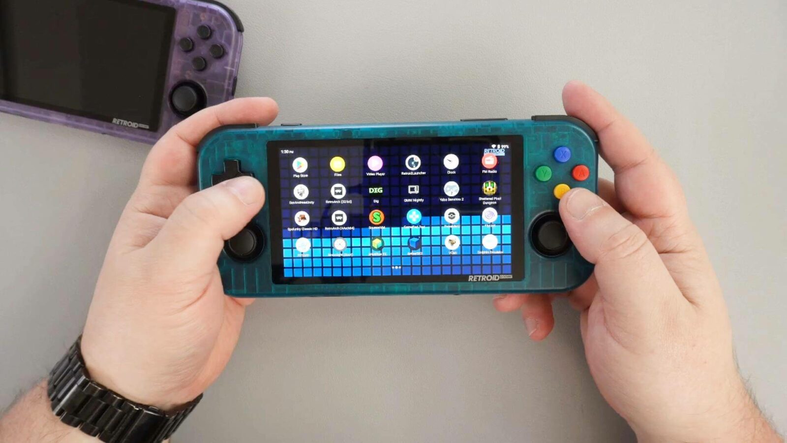 Retroid Pocket 3+ Review – A rival handheld gaming console for the ...