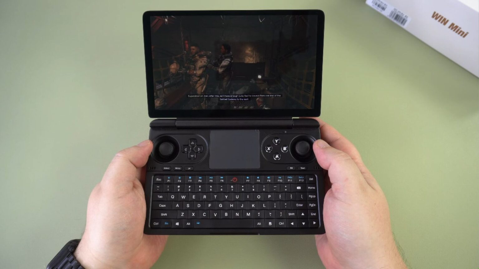 GPD WIN Mini Review with video Clamshell 7840U portable gaming with Oculink support