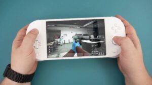 Payday 3 runs great on the AYA NEO 1S