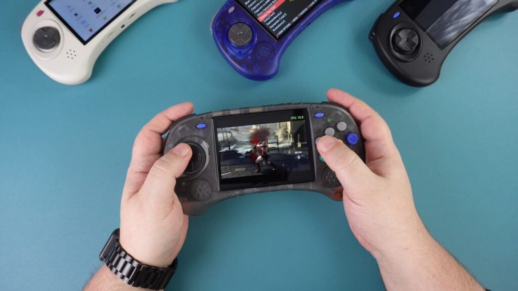 Nintendo Switch : les boîtes de jeu sous tous les angles, comparaison avec  celles de PSP : Les images 