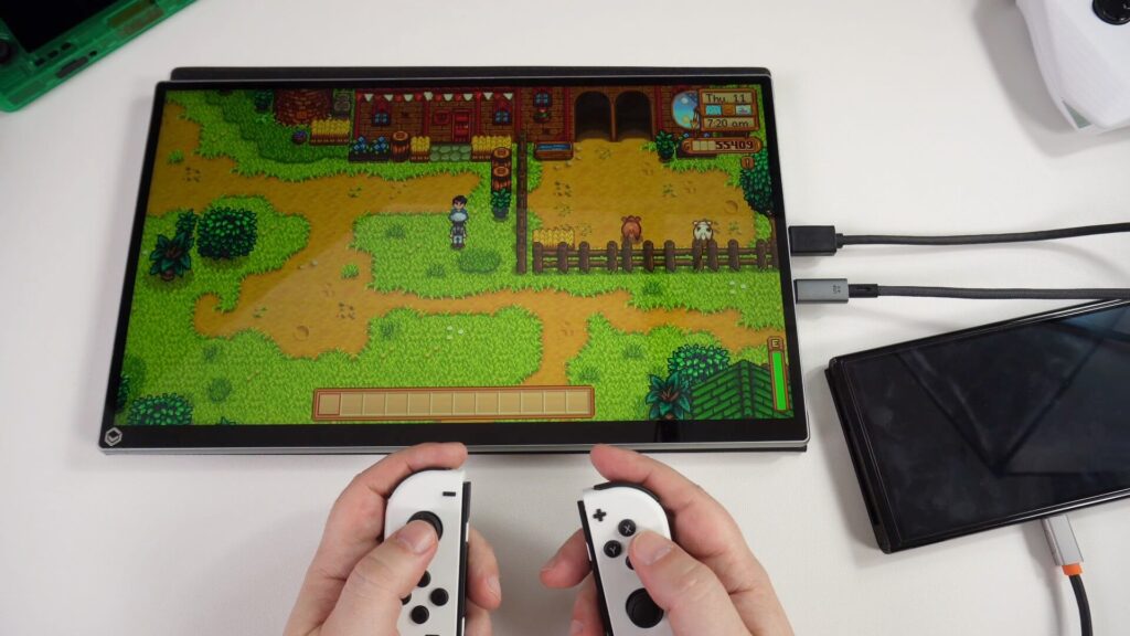 Portable monitor 'docked' with the Switch
