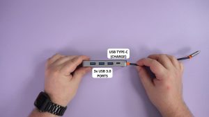 DroiX NT8 clear USB hub back view