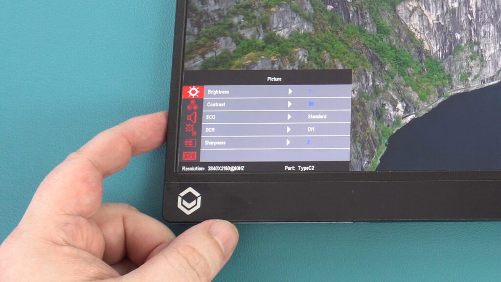 DroiX PM14 portable monitor menu