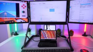 GPD MicroPC 2 mini laptop supports up to four external monitors