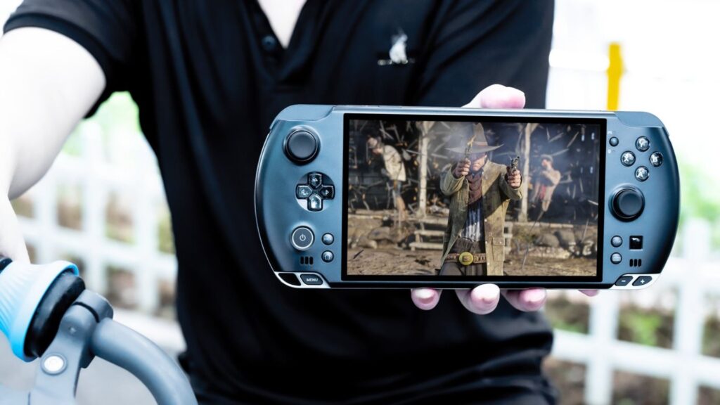 GPD WIN 5 on the go