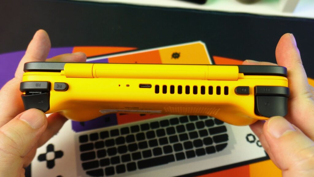 AYANEO Pocket DS Top Side View