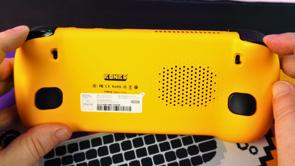 KONKR Pocket FIT Back View