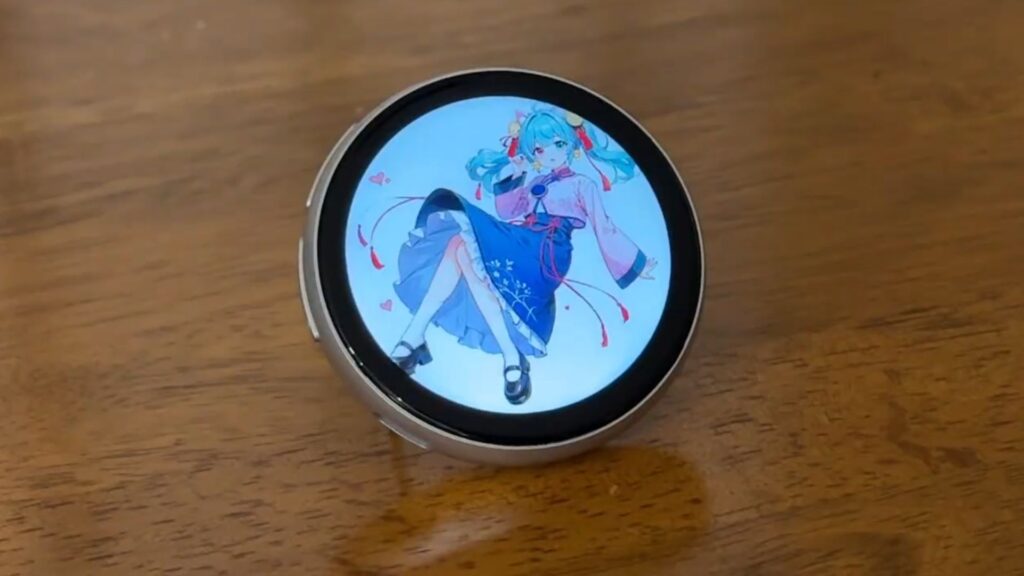 NIKKO Dynamic Electronic Badge stand mode