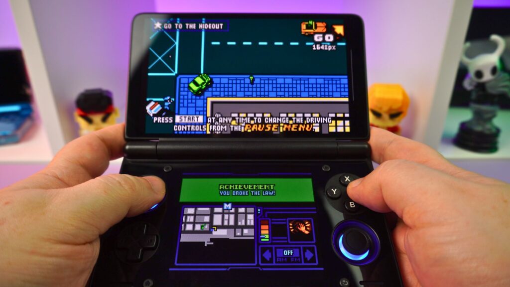 The AYN Thor is perfect for dual screen gaming