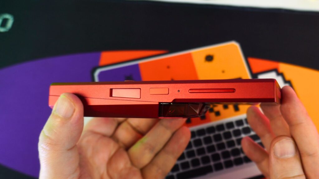 AYANEO Pocket VERT Rechter zijaanzicht