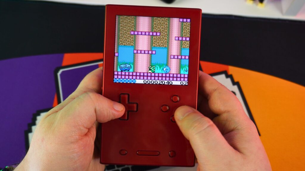 De AYANEO Pocket VERT is ook geweldig voor GBC-emulatie