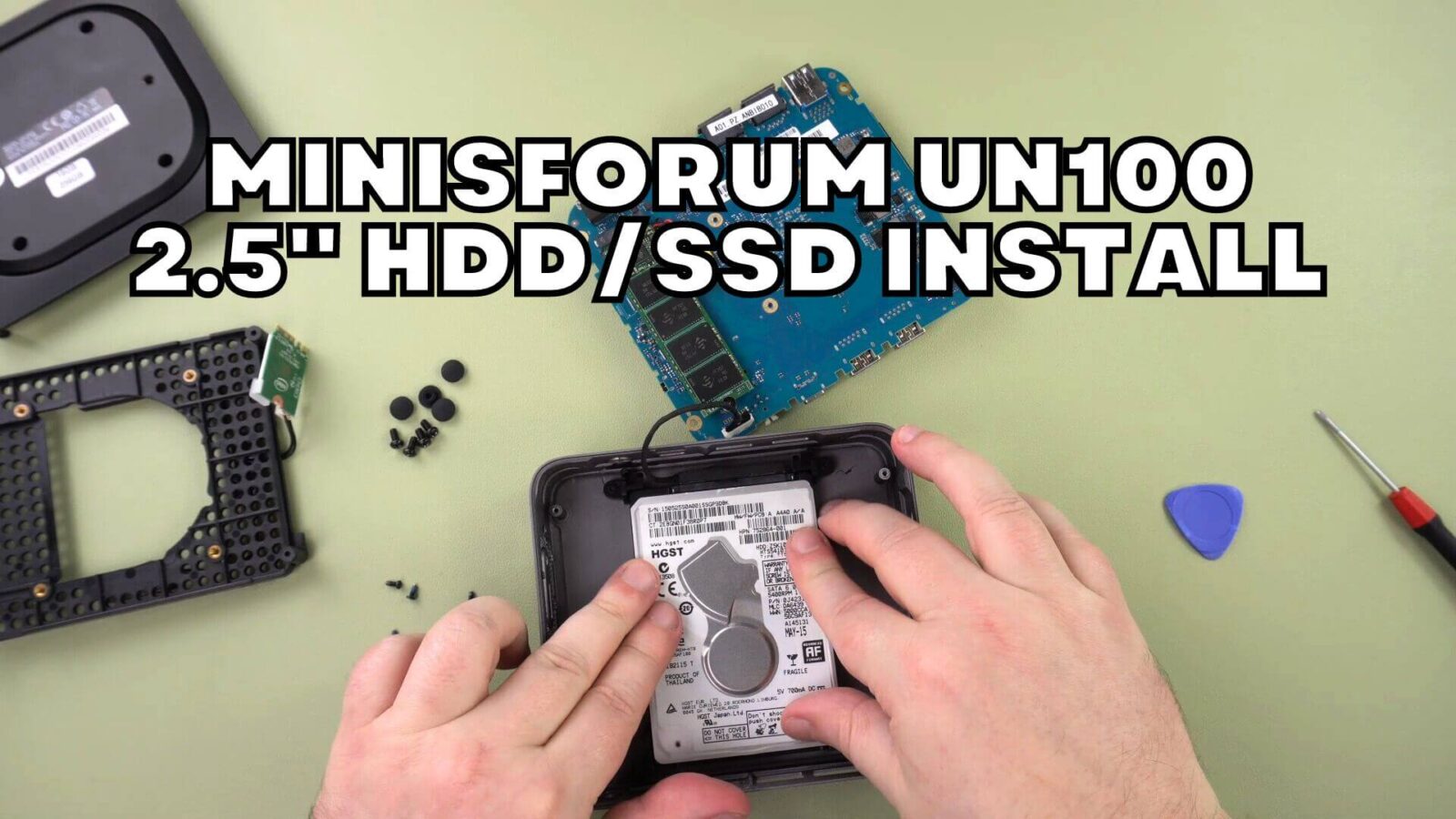 How to Install 2.5" HDD/SSD on a  Minisforum UN100