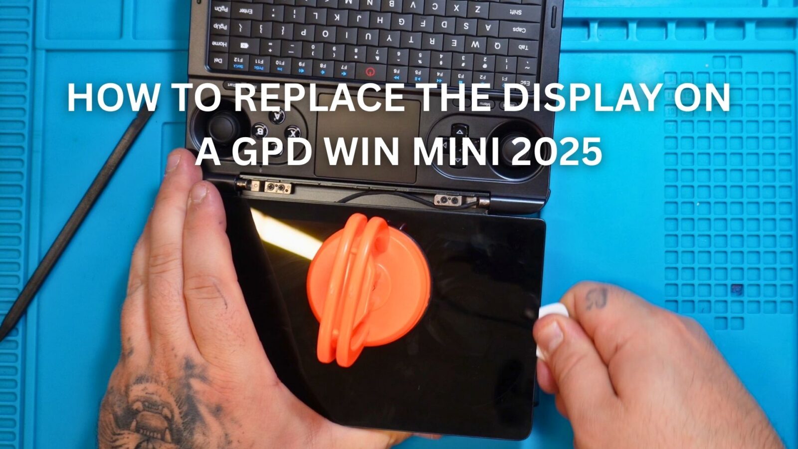 How to change the display on a GPD WIN Mini 2025