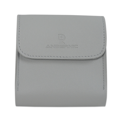 RG35XXSP leather case   A stylish and durable protective cover designed for the RG35XXSP handheld gaming console Made from high quality leather this case features a sleek black exterior with a soft inner lining to prevent scratches It offers secure storage with a magnetic closure and has precise cutouts for easy access to all buttons and ports