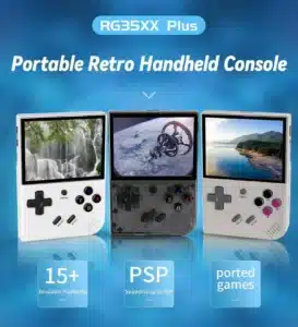 Anbernic RG35XX Plus: console di gioco elegante ed ergonomica disponibile nei colori nero trasparente, grigio e bianco. Dimensioni compatte di 4,6 x 3,1 x 0,8 pollici (11,7 x 8,1 x 2,2 cm) e leggerezza di 186 g per garantire comfort e portabilità durante le sessioni di gioco prolungate.
