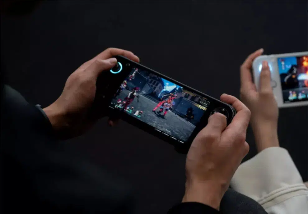 The AYANEO Pocket S Retro Gaming Handheld is leaps above the rest. With it's Snapdragon processor, powerful and portable.