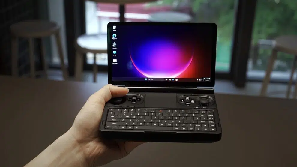 GPD WIN Mini Laptop showing how portable yet powerful it is with the AMD Ryzen CPU and GPU